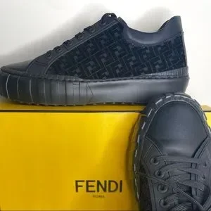 Size 11 Brand new, Fendi Men’s shoe with receipt & Fendi shoe bag included. Fendi Men main image 4